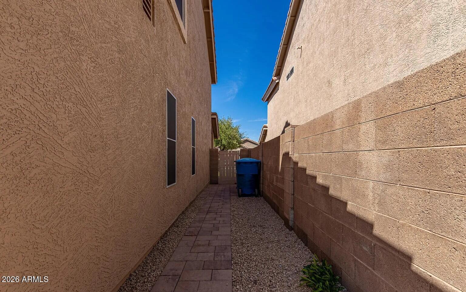 4233 East Raven Road Phoenix, AZ 85044 - Photo 44 of 48 1-30