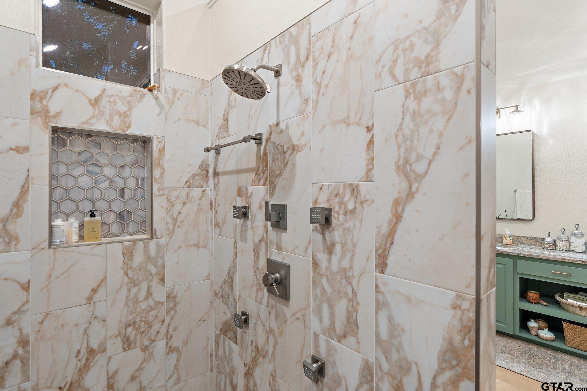 1852 Northridge Road Longview, TX 75605 - Photo 21 of 47