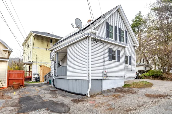 $299,900 | 663 Millbury Street, Worcester, MA 01607