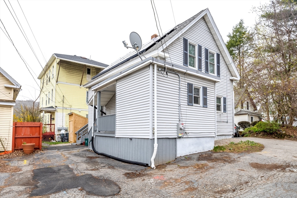 663 Millbury Street Worcester, MA 01607 - Photo 29 of 32