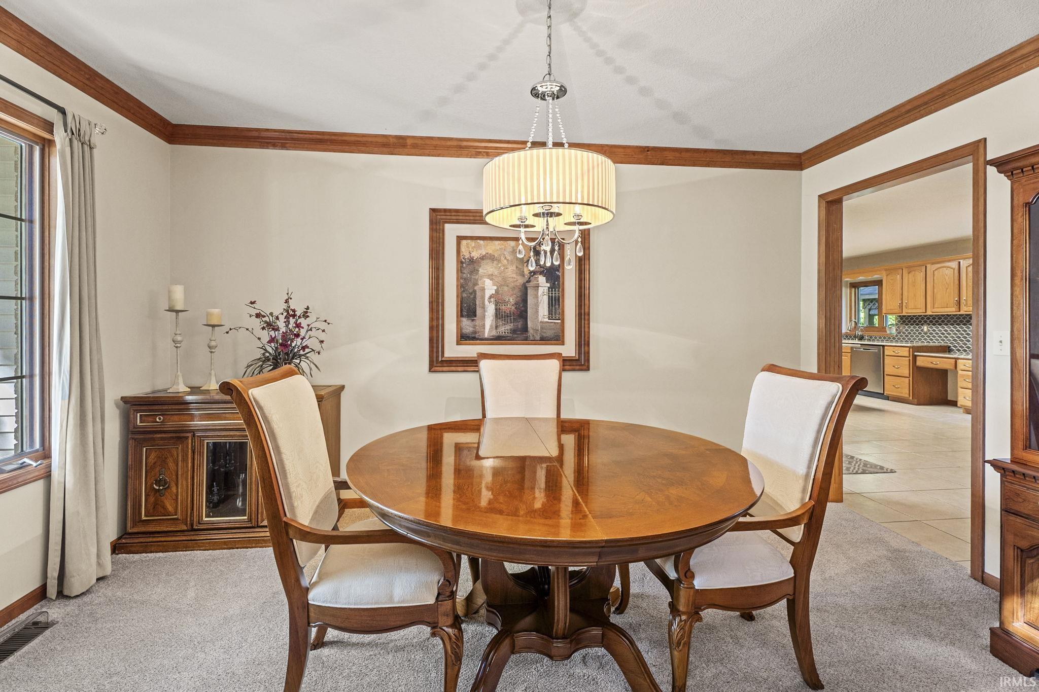 6523 Tree Top Trail Fort Wayne, IN 46845 - Photo 4 of 36 Gallery Image 4
