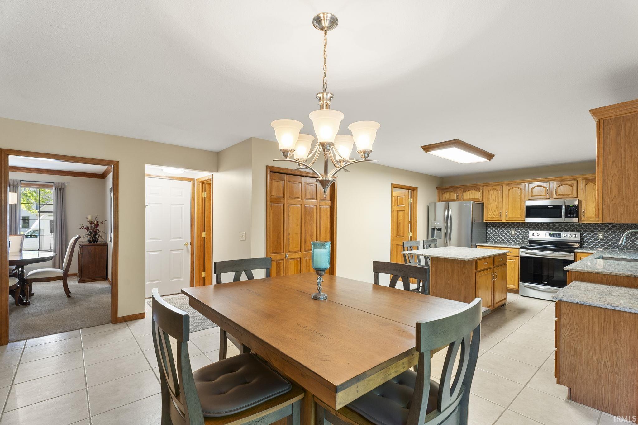 6523 Tree Top Trail Fort Wayne, IN 46845 - Photo 10 of 36 Gallery Image 10