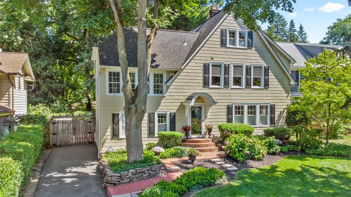 66 Summit Drive Brighton, NY 14620 - Photo 1 of 38