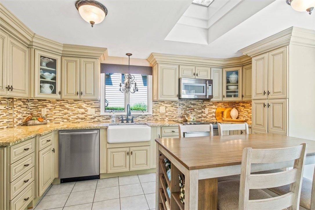 66 Summit Drive Brighton, NY 14620 - Photo 14 of 38