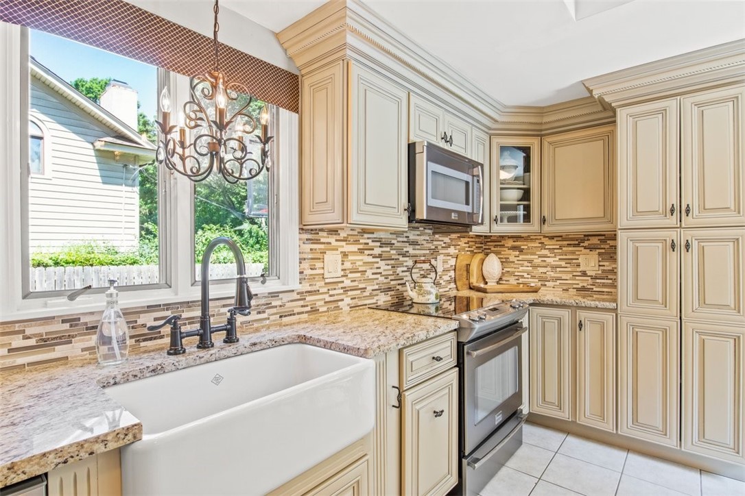 66 Summit Drive Brighton, NY 14620 - Photo 17 of 38