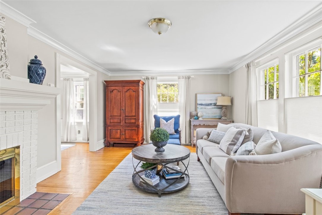 66 Summit Drive Brighton, NY 14620 - Photo 7 of 38