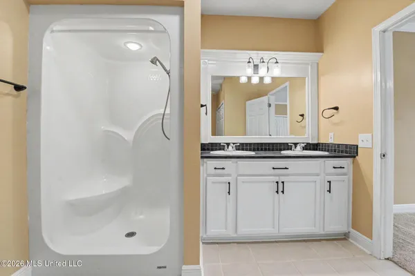 $499,000 | 20700 Cameron Lane, Moss Point, MS 39562