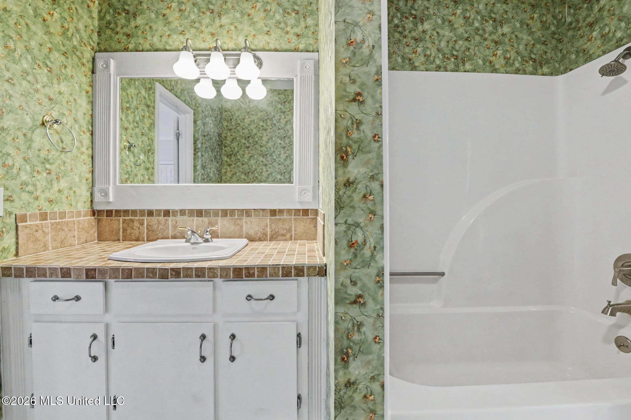 20700 Cameron Lane Moss Point, MS 39562 - Photo 24 of 34 025