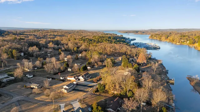 $850,000 | 9223 Sunnyshore Lane, Chattanooga, TN 37416