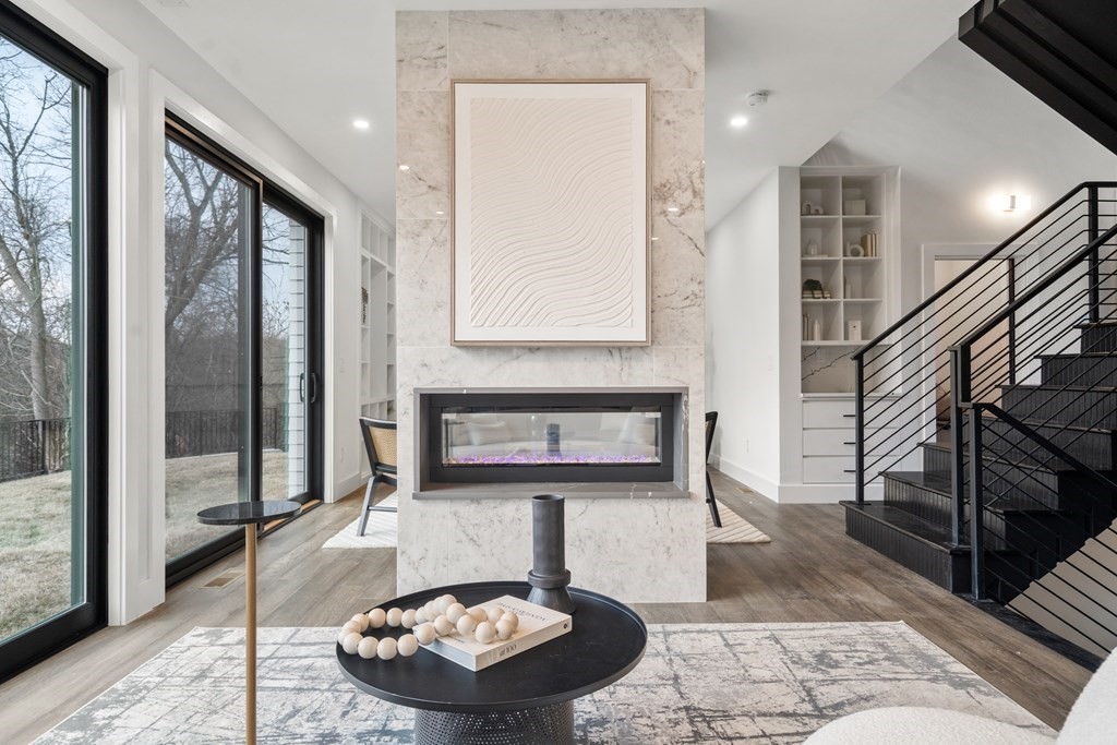 607 Waltham Street Lexington, MA 02421 - Photo 12 of 36 Gallery Image 12
