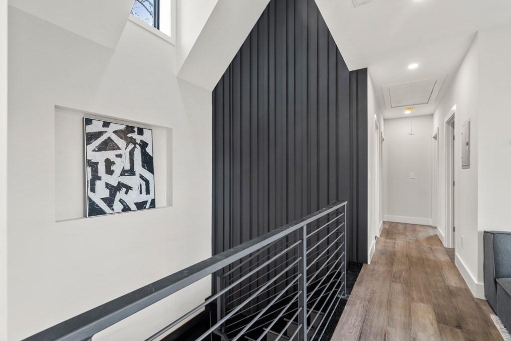 607 Waltham Street Lexington, MA 02421 - Photo 16 of 36 Gallery Image 16