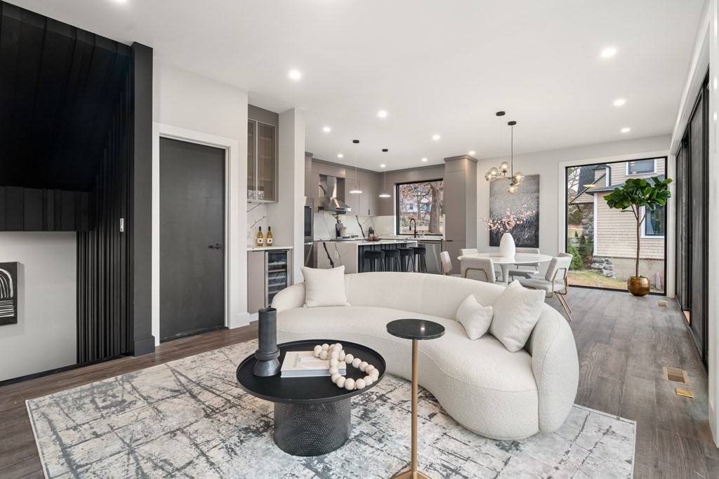 607 Waltham Street Lexington, MA 02421 - Photo 6 of 36 Gallery Image 6
