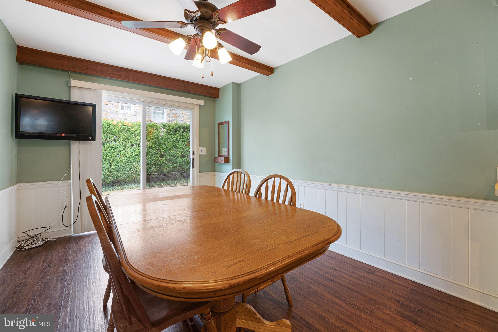 547 West Beechtree Lane Wayne, PA 19087 - Photo 14 of 31 Eat-In Kitchen