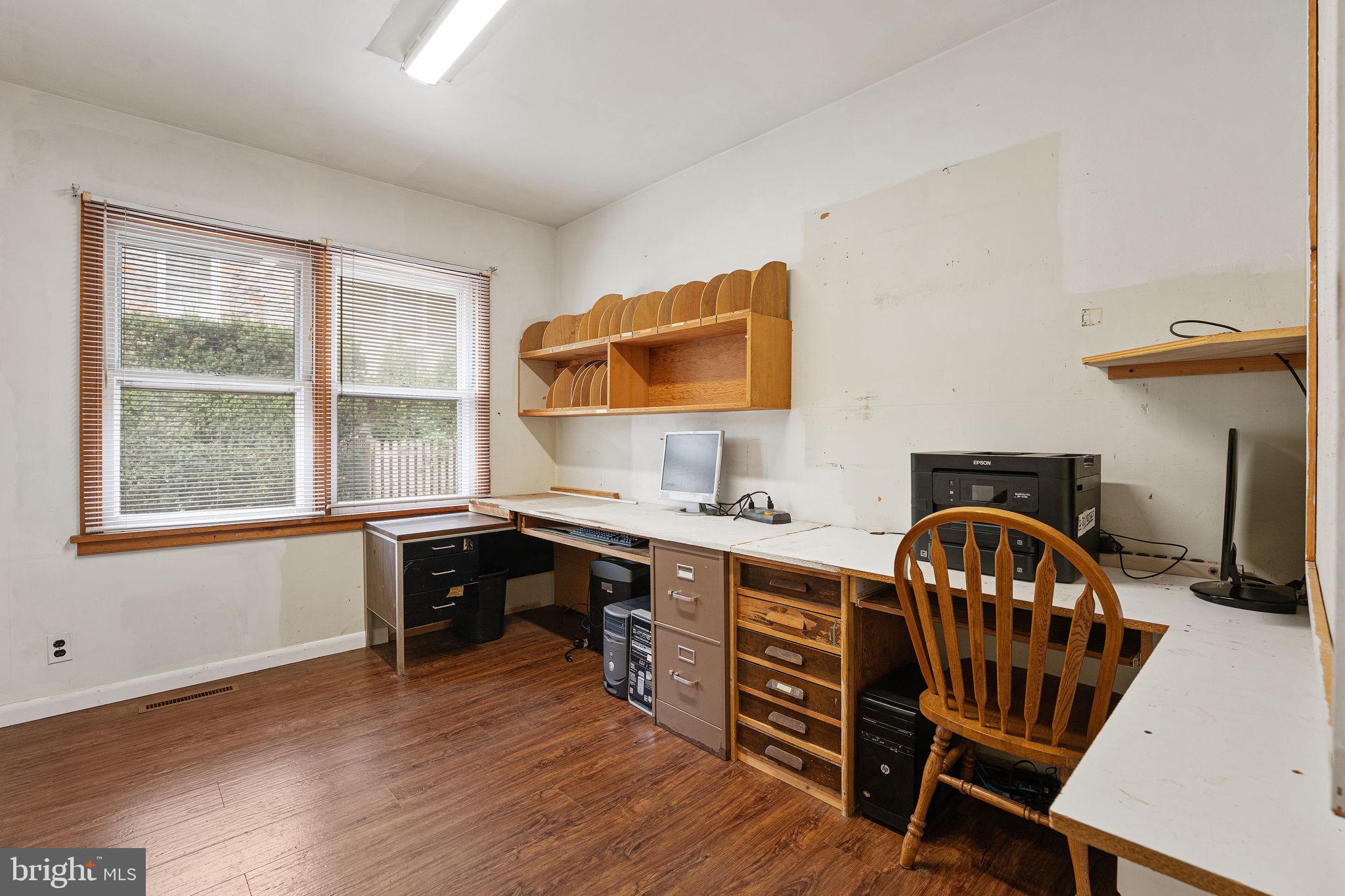 547 West Beechtree Lane Wayne, PA 19087 - Photo 16 of 31 First Floor Office