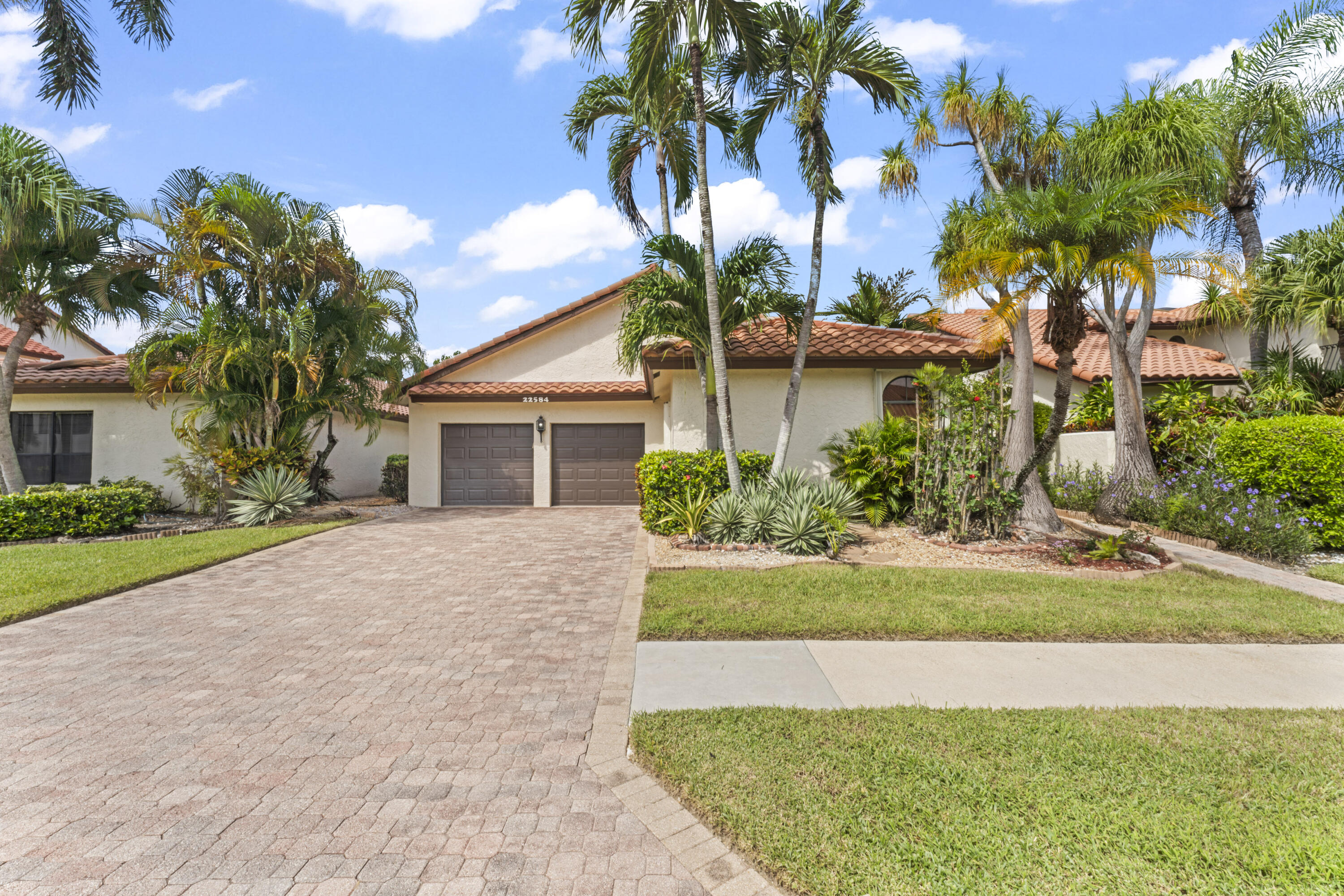 22584 Esplanada Circle Boca Raton, FL 33433 - Photo 1 of 44 Hommati275 (1)