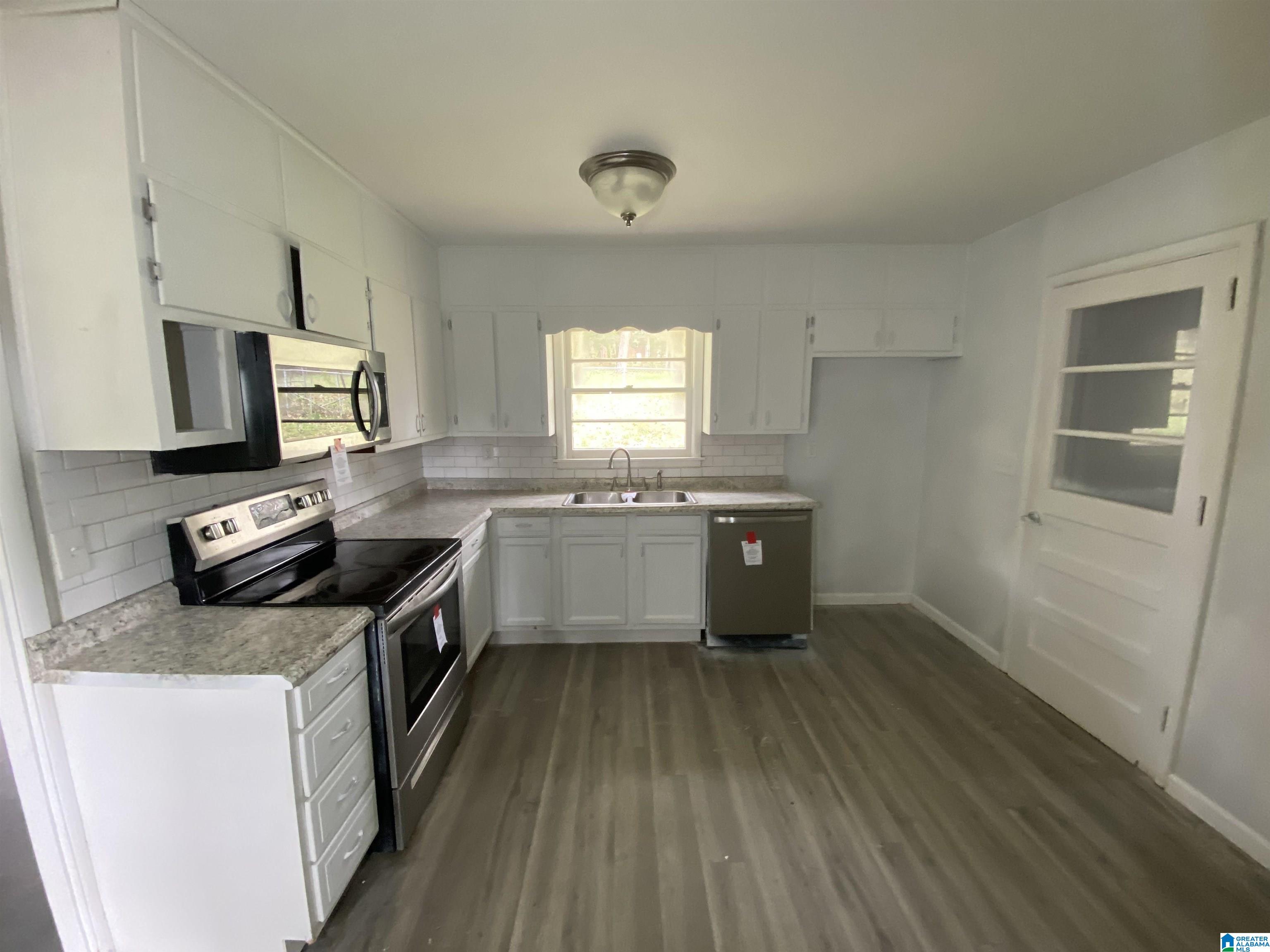 544 Camellia Road Birmingham, AL 35215 - Photo 18 of 38
