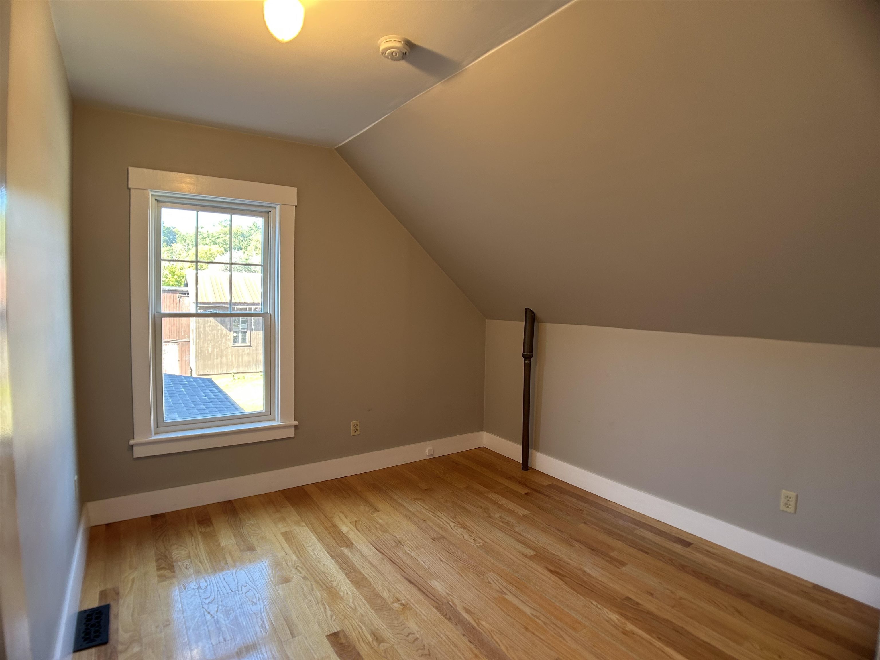 447 Elm Street Chester, VT 05143 - Photo 16 of 27