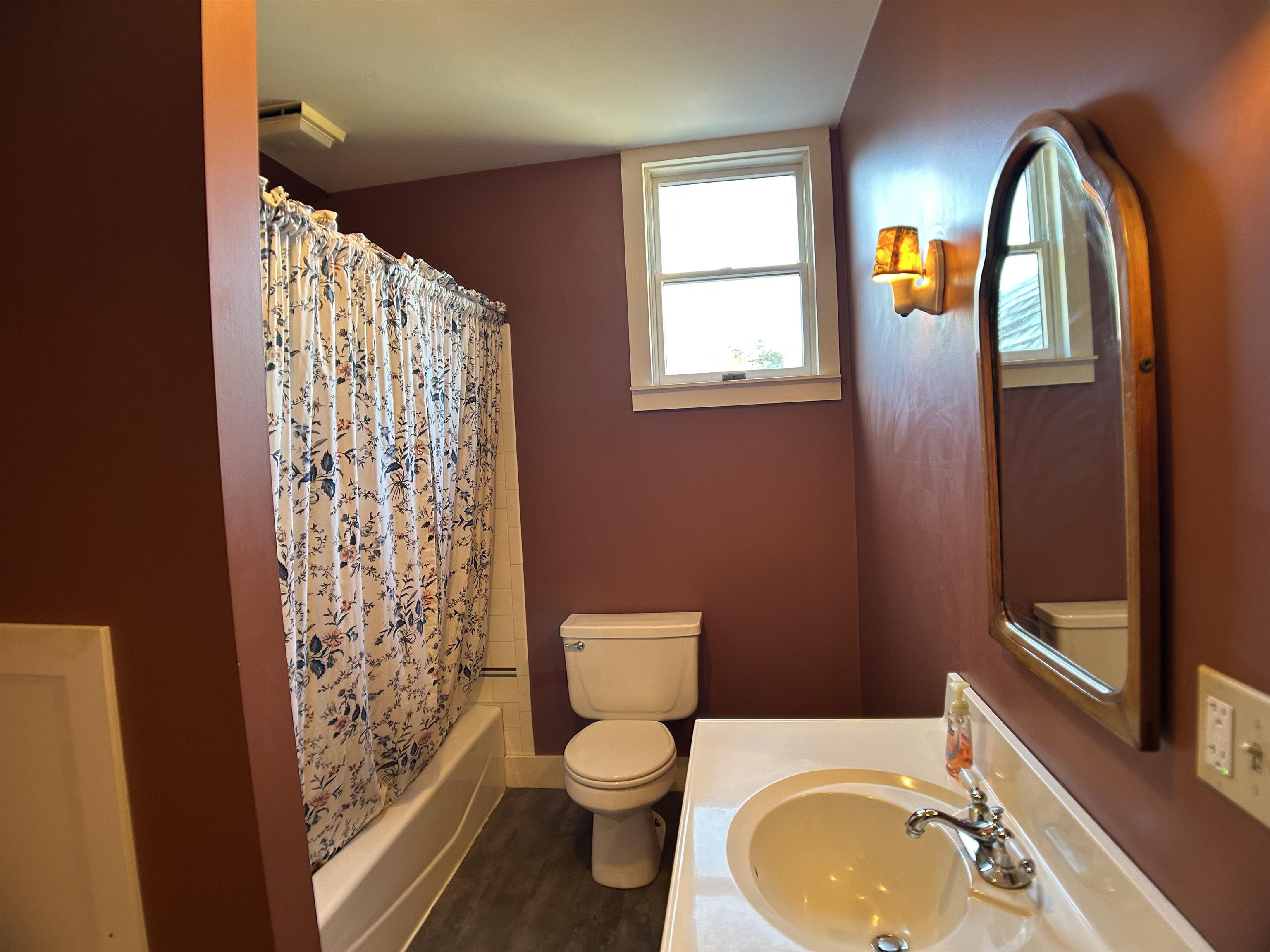 447 Elm Street Chester, VT 05143 - Photo 17 of 27