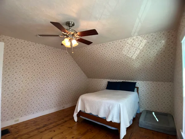 $349,000 | 447 Elm Street, Chester, VT 05143