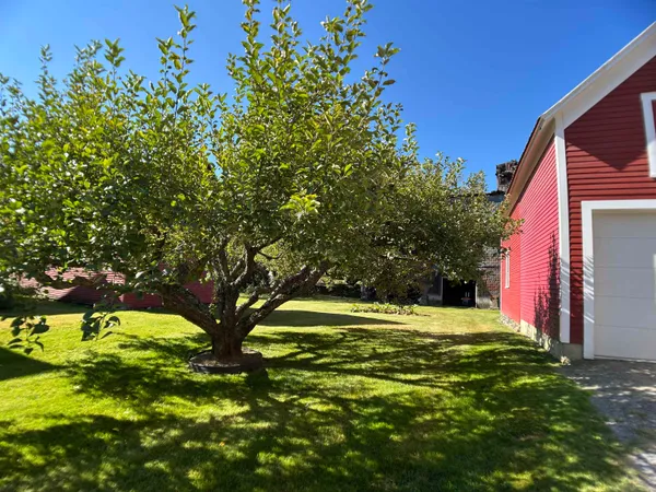 $349,000 | 447 Elm Street, Chester, VT 05143