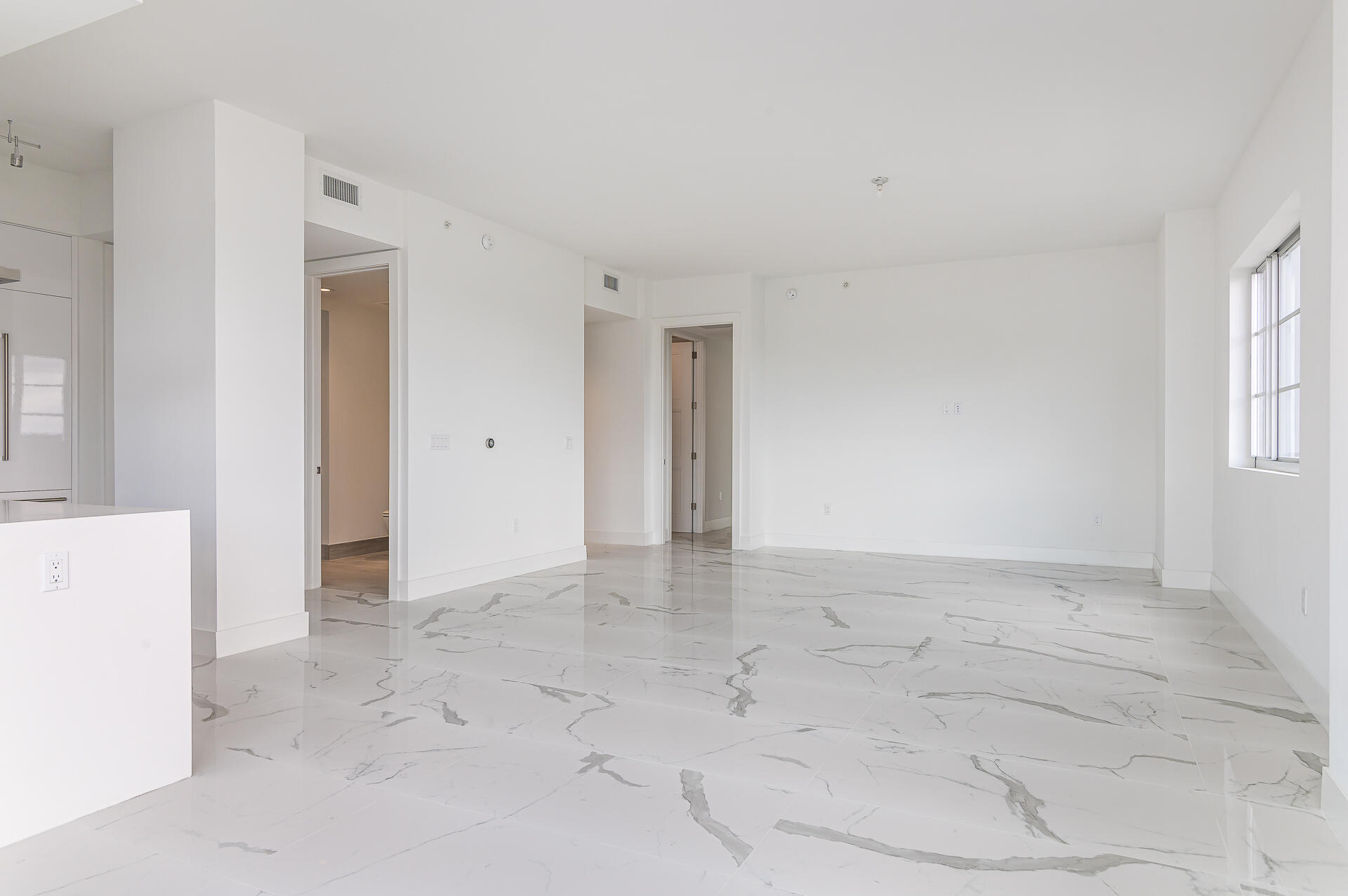 155 East Boca Raton Road, Unit 603 Boca Raton, FL 33432 - Photo 4 of 43 photo-25