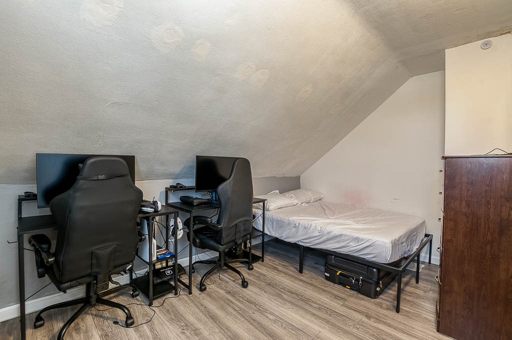 43 Warwick Road Pawtucket, RI 02861 - Photo 19 of 27