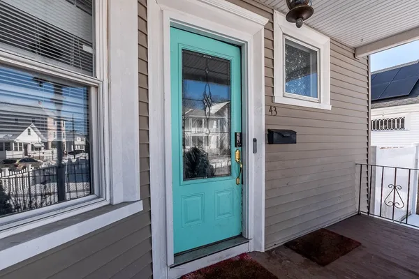 $455,000 | 43 Warwick Road, Pawtucket, RI 02861