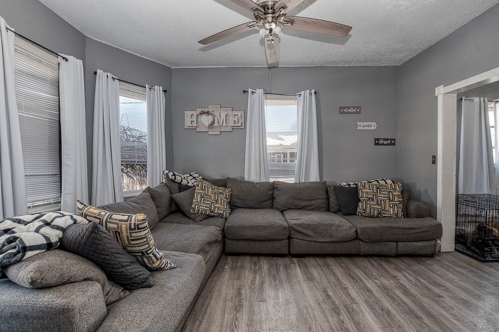 43 Warwick Road Pawtucket, RI 02861 - Photo 7 of 27