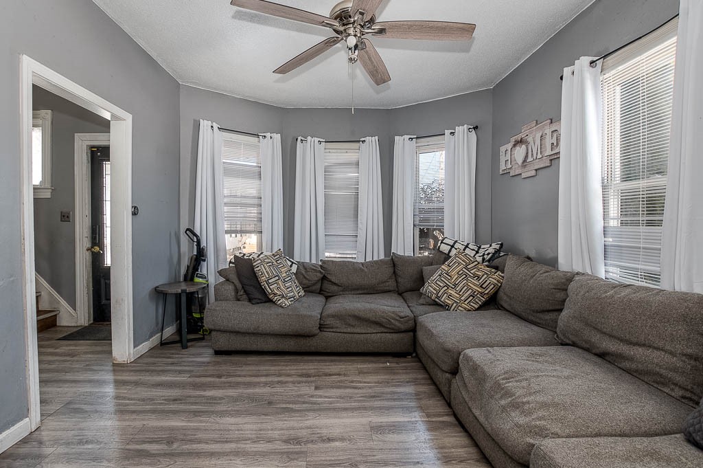 43 Warwick Road Pawtucket, RI 02861 - Photo 10 of 27