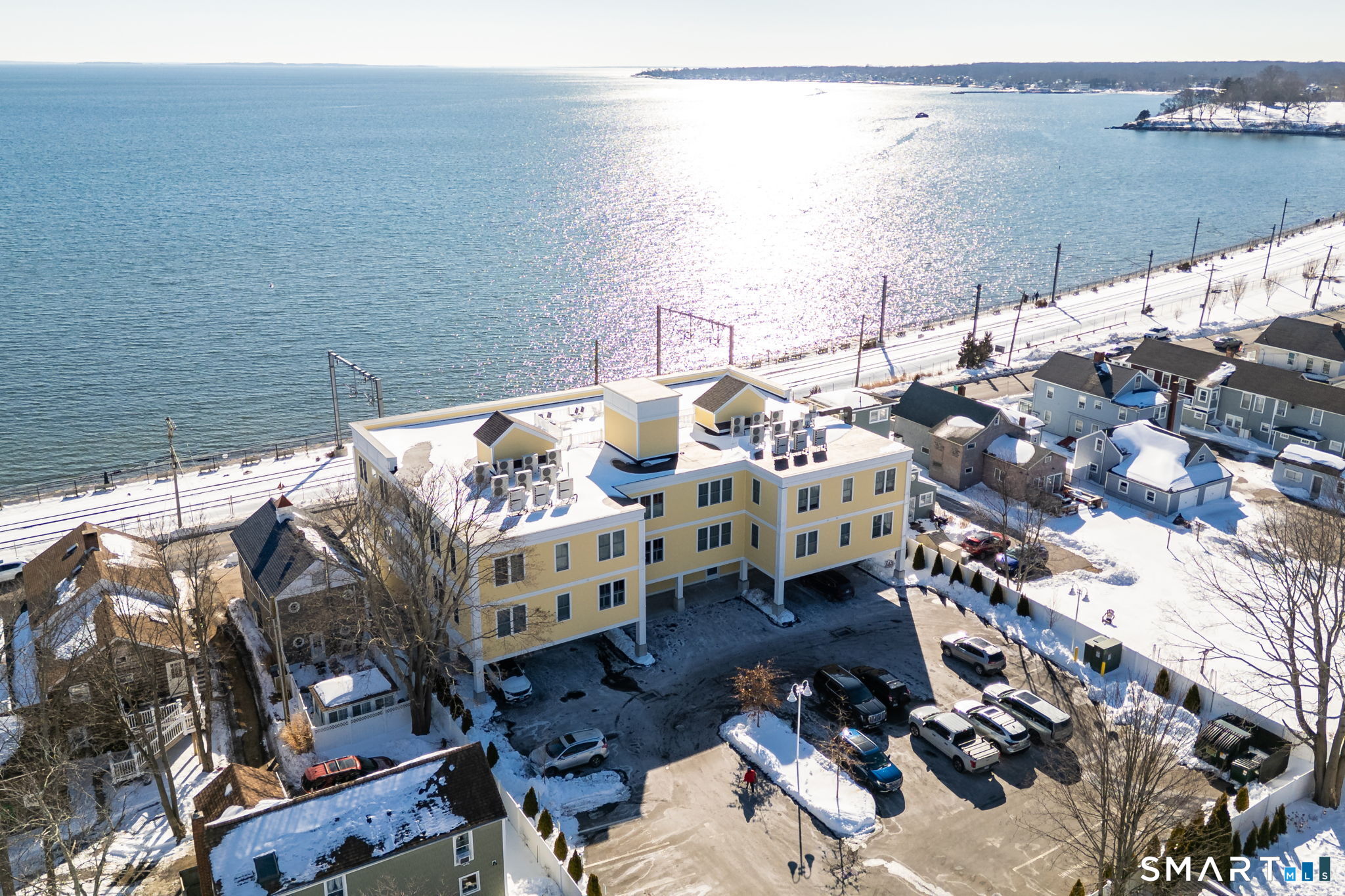 185 Main Street, Unit 305 East Lyme, CT 06357 - Photo 32 of 40