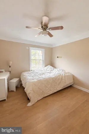 $3,125 | 5439 Richenbacher Avenue, Alexandria, VA 22304