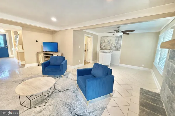 $3,125 | 5439 Richenbacher Avenue, Alexandria, VA 22304