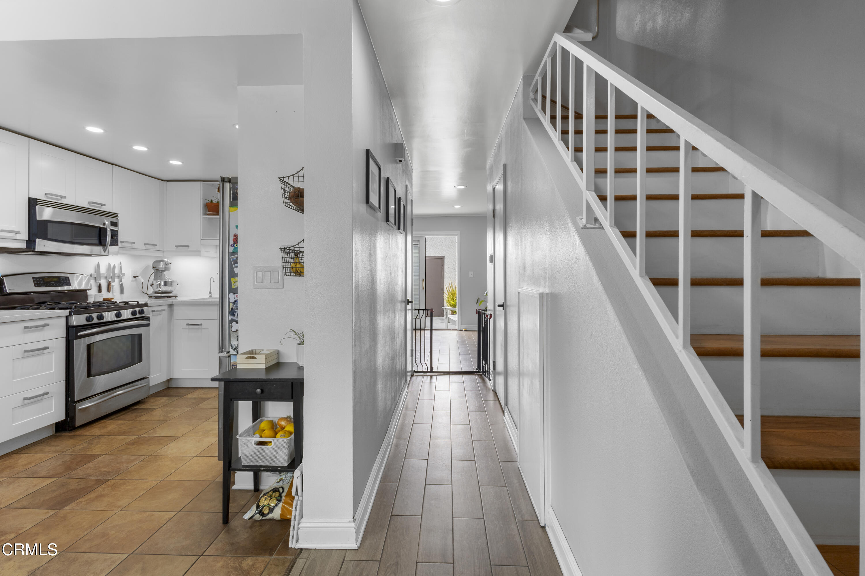 3235 Kelp Lane Oxnard, CA 93035 - Photo 5 of 22 a view of kitchen with sink microwave and stove