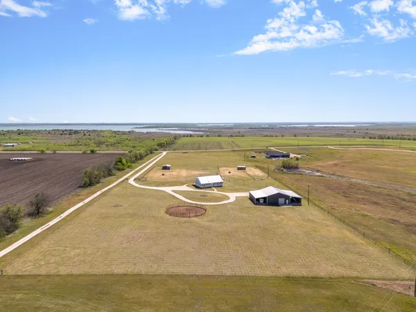 $785,000 | 22001 Farm To Market Road 971, Granger, TX 76530