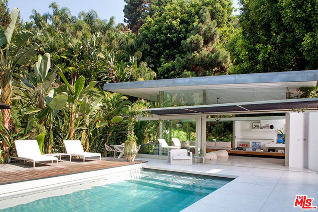 1810 Rising Glen Road Los Angeles, CA 90069 - Photo 8 of 16
