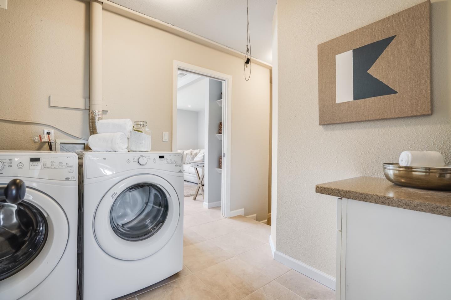 195 Shell Street Pacifica, CA 94044 - Photo 21 of 29 Gallery Image 21