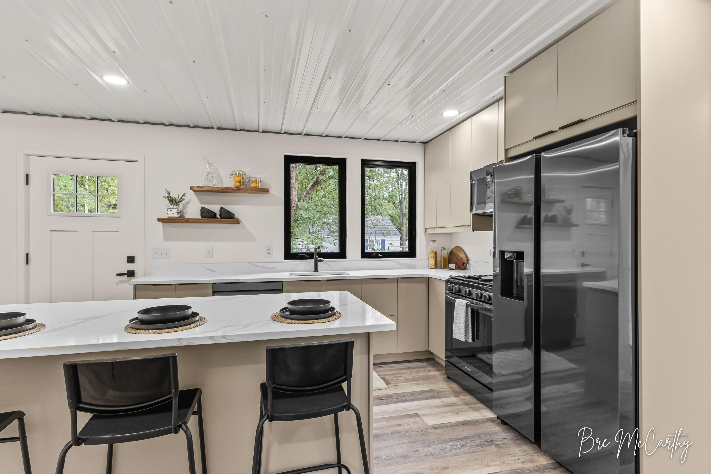 2628 Hamilton Road Muskegon, MI 49445 - Photo 17 of 57 Kitchen