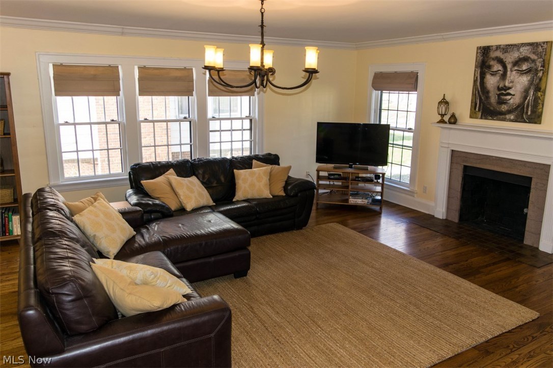 3376 Avalon Road Cleveland, OH 44120 - Photo 1 of 21 Gallery Image 1