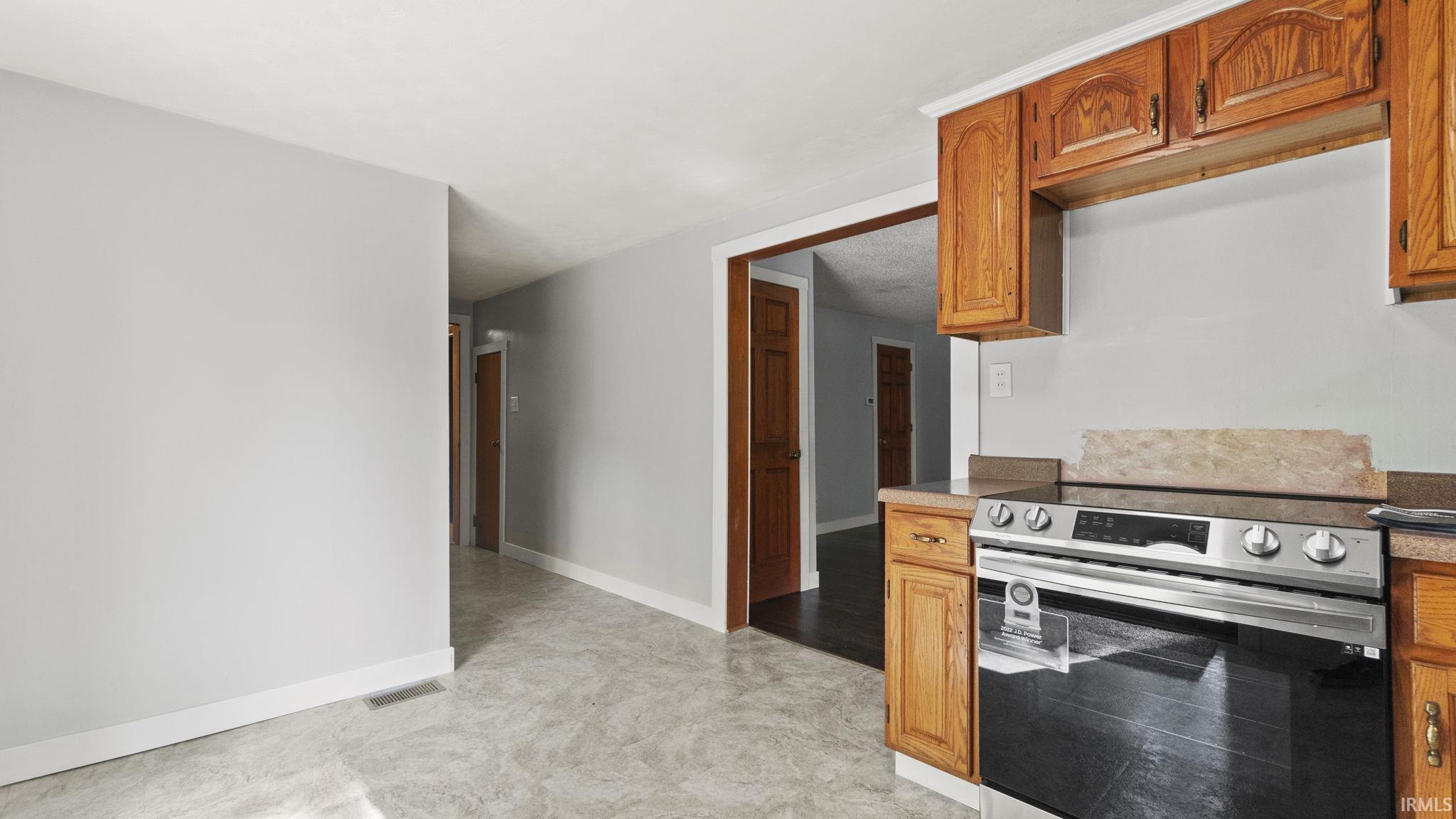 13113 Wappes Road Churubusco, IN 46723 - Photo 15 of 34 Gallery Image 15