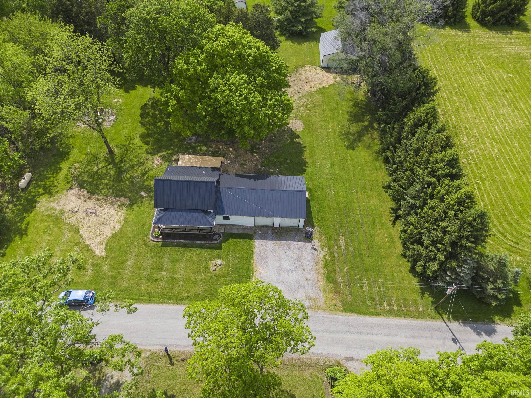 13113 Wappes Road Churubusco, IN 46723 - Photo 3 of 34 Gallery Image 3