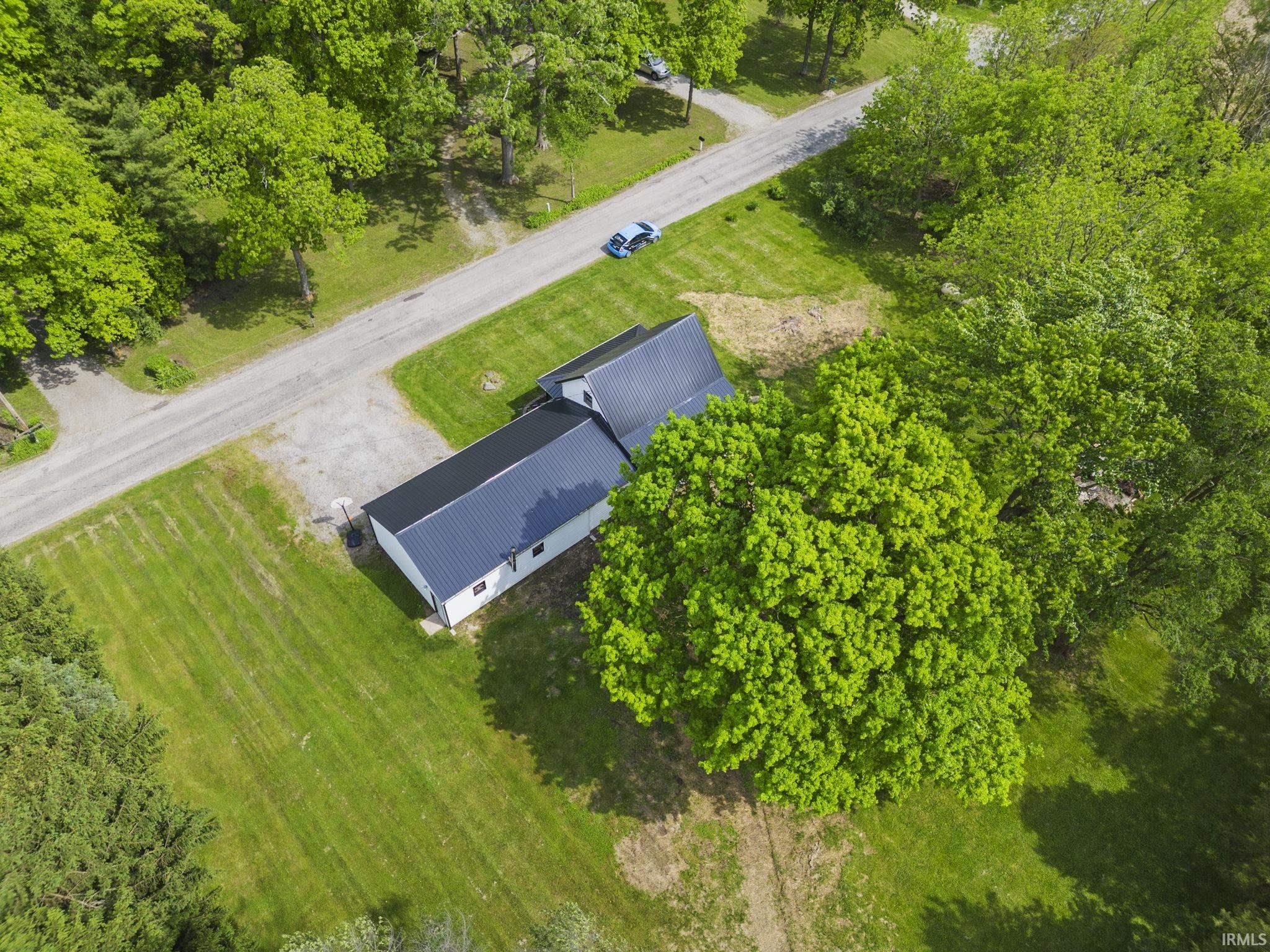 13113 Wappes Road Churubusco, IN 46723 - Photo 6 of 34 Gallery Image 6