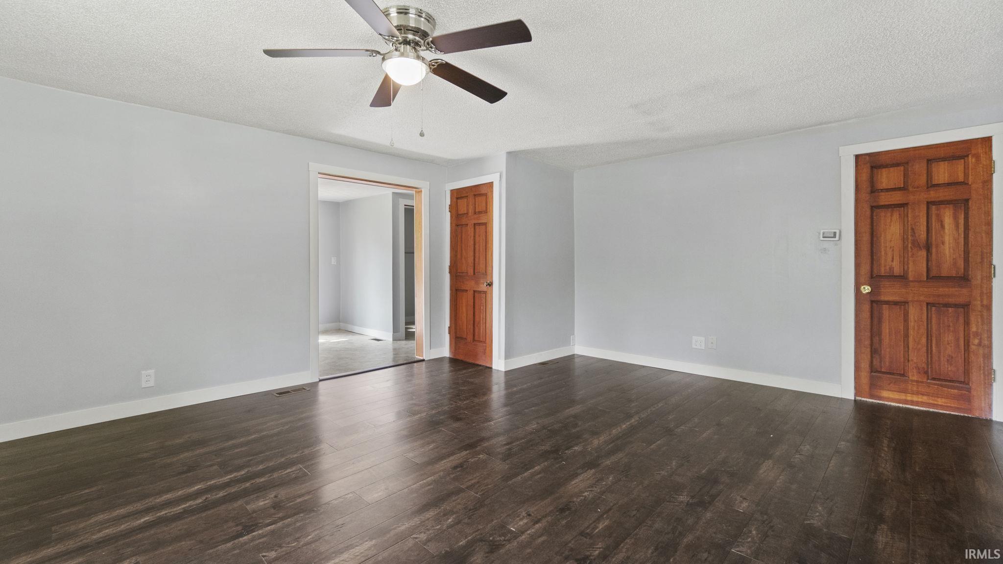13113 Wappes Road Churubusco, IN 46723 - Photo 8 of 34 Gallery Image 8