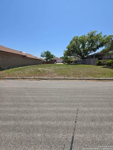 $90,000 | 5906 Brook Falls, Windcrest, TX 78239