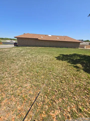 $90,000 | 5906 Brook Falls, Windcrest, TX 78239