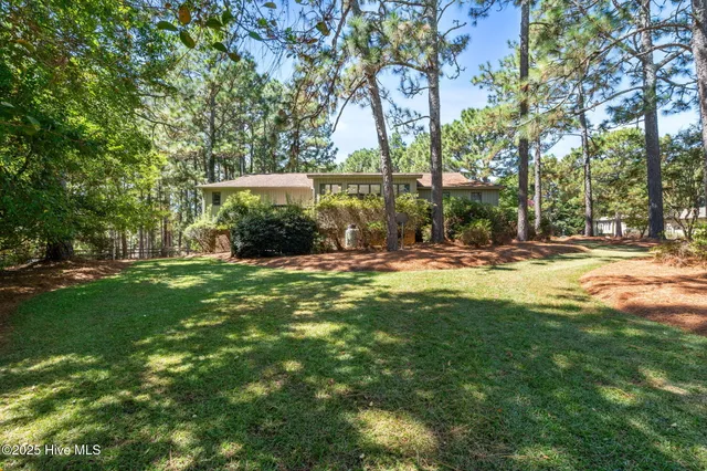 $299,900 | 116 Sherwood Road, West End, NC 27376