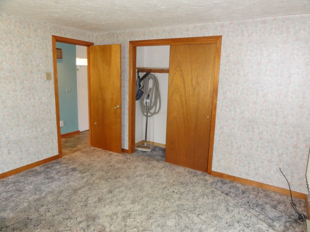 132 Groton Road Shirley, MA 01464 - Photo 11 of 29 an empty room with window