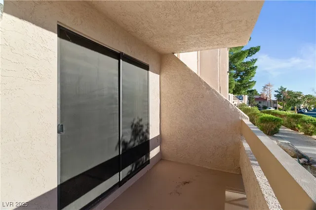 $139,900 | 3740 Desert Marina Drive, Unit 7, Laughlin, NV 89029