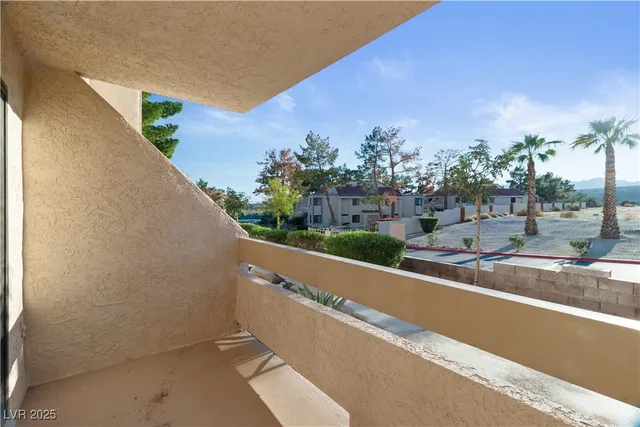 $139,900 | 3740 Desert Marina Drive, Unit 7, Laughlin, NV 89029