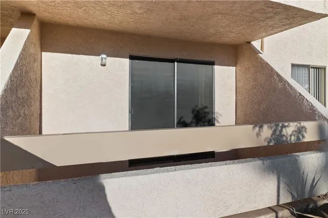 $139,900 | 3740 Desert Marina Drive, Unit 7, Laughlin, NV 89029