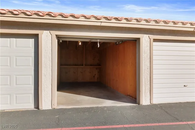 $139,900 | 3740 Desert Marina Drive, Unit 7, Laughlin, NV 89029